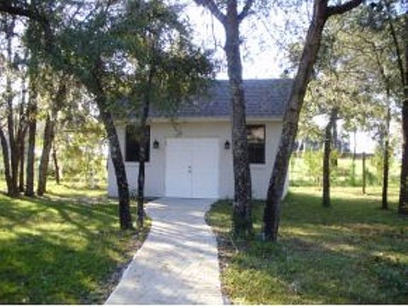 3rd image of 1526 E Allegrie Dr