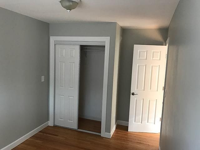 2nd image of 505 Burlington Ave #1