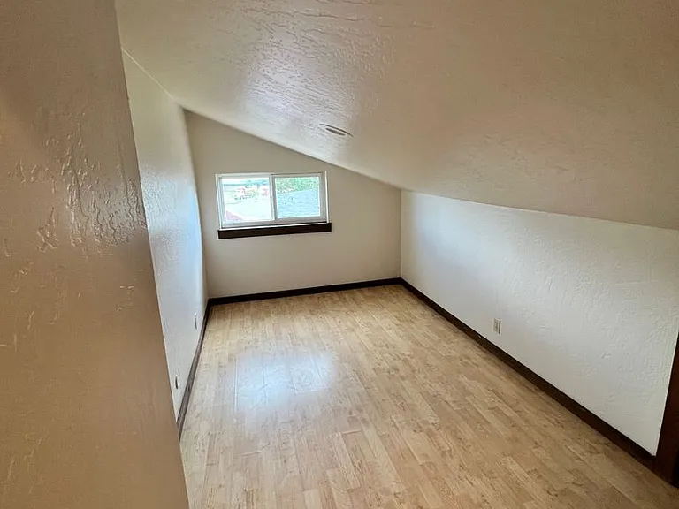 2320 Calumet Cir #B — Photo 11