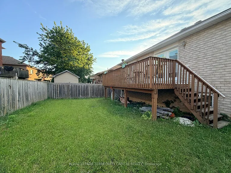 225 Country Ln — Photo 19