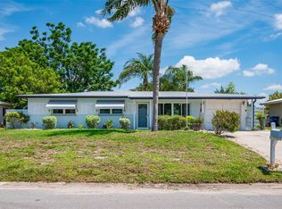 3801 Helene St, Sarasota, FL 34233