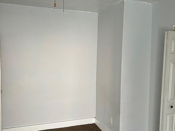 5th image of 150 E Courtland St Unit B