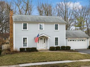 2150 Surreygate Dr, Columbus, OH 43235