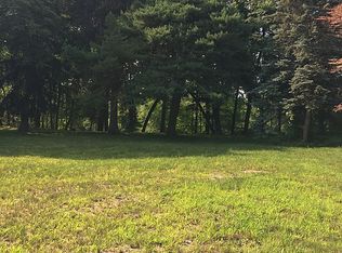 20024 Pemberly Ct, Beverly Hills, MI 48025