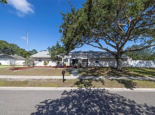 1922 Marla Ct, Dunedin, FL 34698