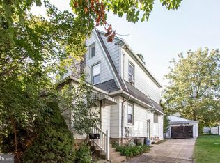 30 Oak Ln, Havertown, PA 19083