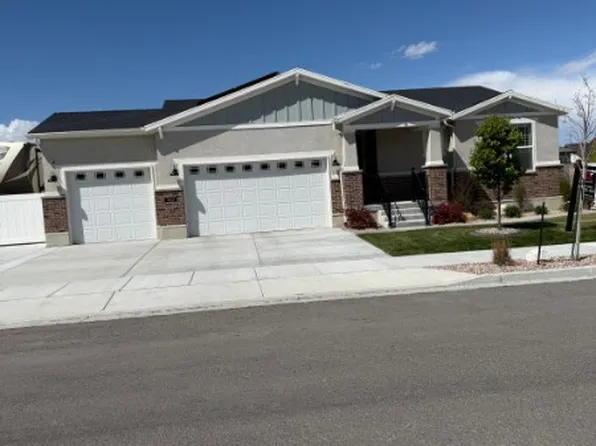 5647 Kestrel Ln, Tooele, UT 84074