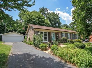 4914 Fairheath Rd, Charlotte, NC 28210