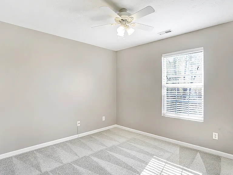 4059 Weston Pointe Dr — Photo 33