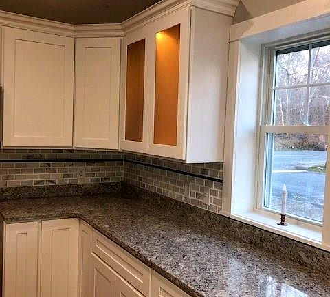 5th image of 5 Wakefield Ave
