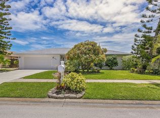 685 Hibiscus Dr, Satellite Beach, FL 32937