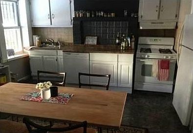 1st image of 391 Putnam Ave APT 1
