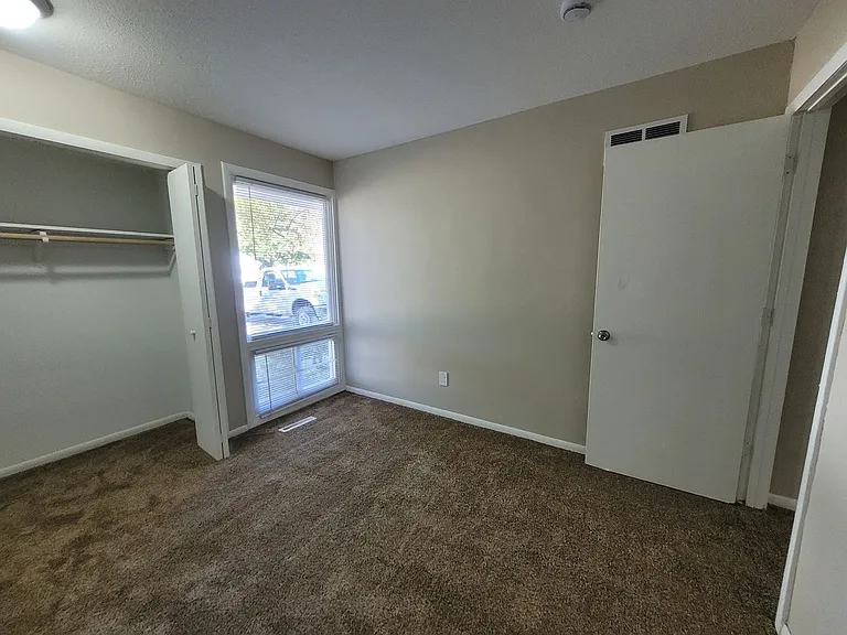 4613-4615 Southeast 3rd Court — Photo 16
