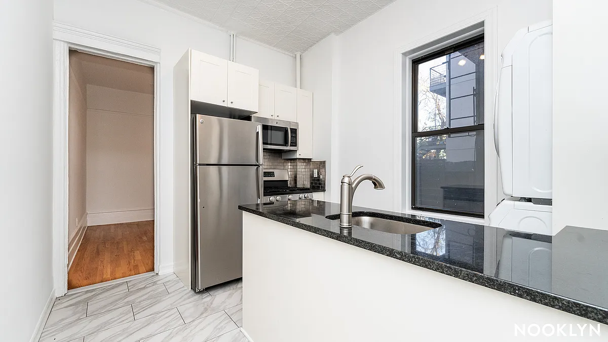 Building Photo - 267 Clifton Pl #2A
