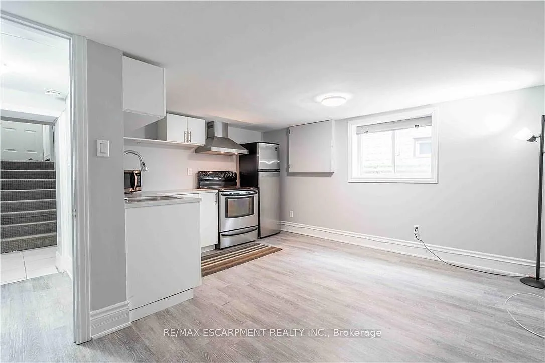 1 bed, $1,800 — Photo 4