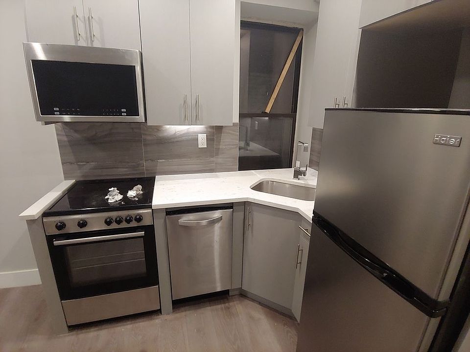 1st image of 228 E 116th St APT 6
