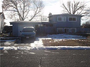 1st image of 1032 S Dahlia Dr