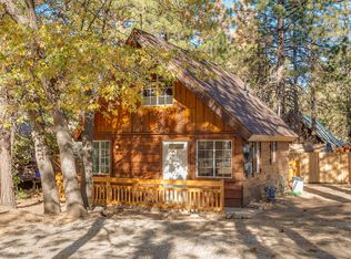 309 Maple Ln, Sugarloaf, CA 92386