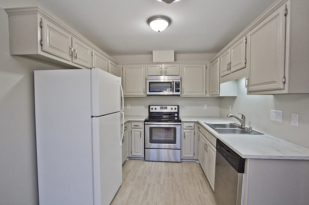 2 bed, 2.5 bath, 1416 sqft, $1,800 — Photo 1