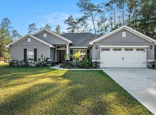 47 Village Center Dr, Homosassa, FL 34446