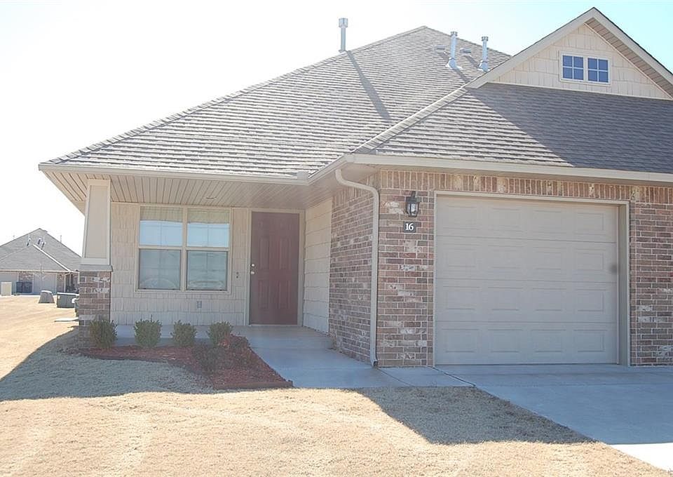 1st image of 16 SW 138th Ter
