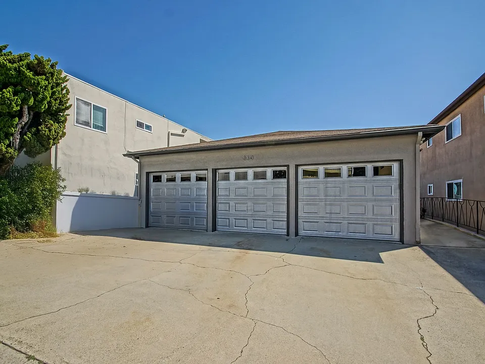 330 Bungalow Dr