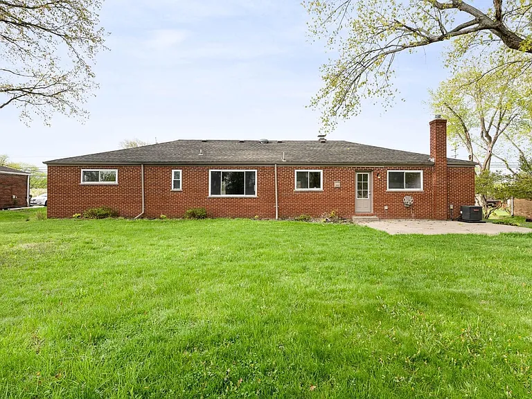 428 Kings Mills Rd — Photo 21