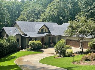 203 Briargate Ct, Seneca, SC 29672