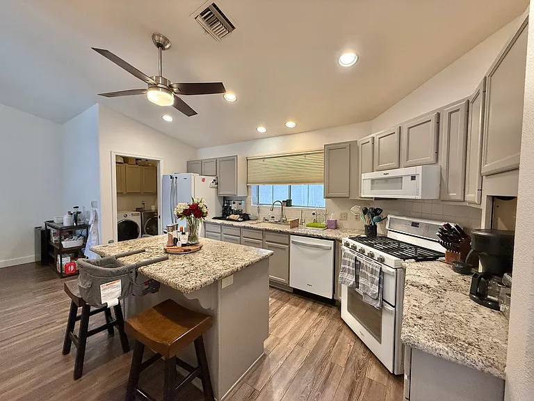 10379 S Fairway Dr — Photo 7