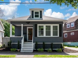 35 Rollin Ave, Lynn, MA 01905