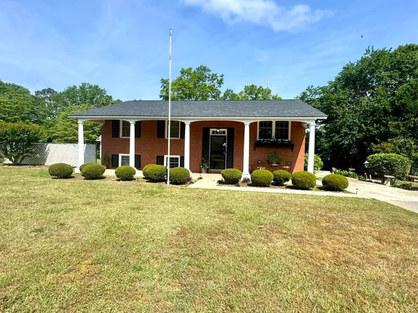 412 Woods Ave, Dublin, GA 31021