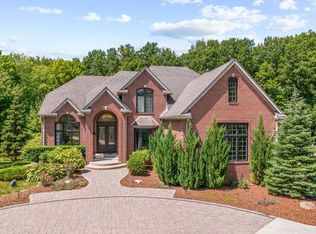 6579 N Territorial Rd, Plymouth, MI 48170