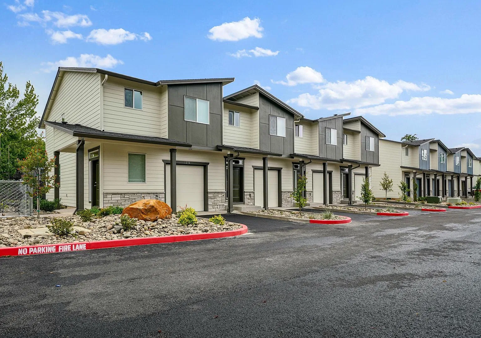 Split Rock Townhomes — Photo 1