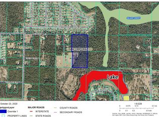Cricket Ln, Crestview, FL 32536