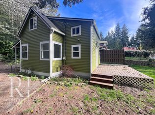 1823 NE Rustic Ln, Bremerton, WA 98310