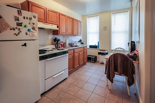 Rented by Horowitz Real Estate | media 37