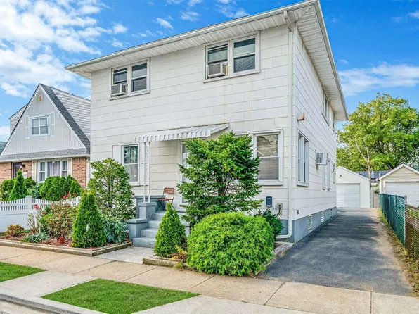 342 Lehrer Avenue, Elmont, NY 11003
