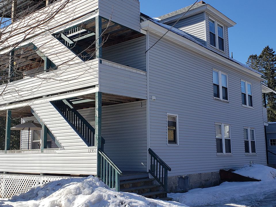 1st image of 1791 Riverside Dr APT 1
