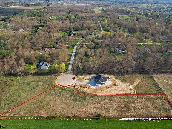 2nd image of 5611 Crooked Stick Dr