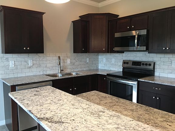 4th image of 4385 W Anthem Dr