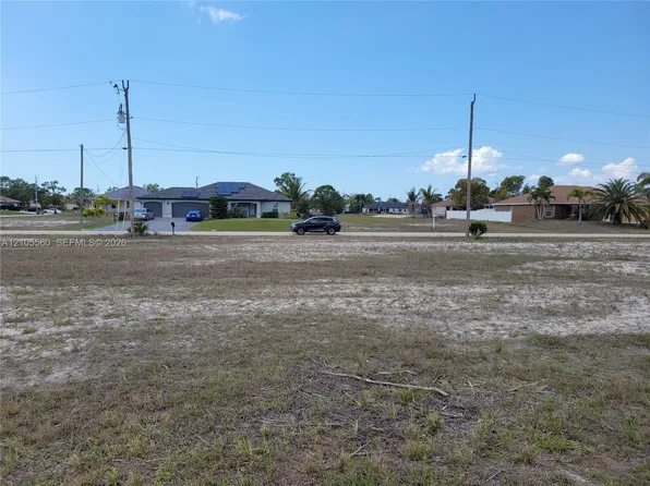 4307 NW 36th Ave, Cape Coral, FL 33993