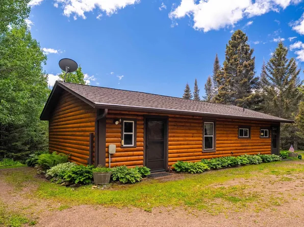 871 Gunflint Tr, Grand Marais, MN 55604