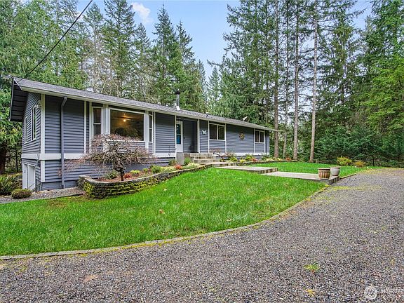 3rd image of 26610 320th Avenue SE