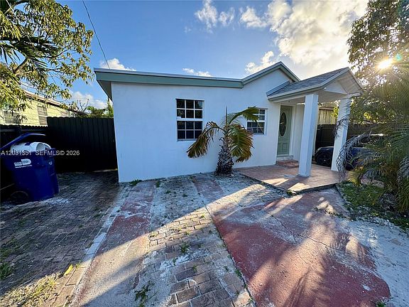 3rd image of 2326 NW 59th St