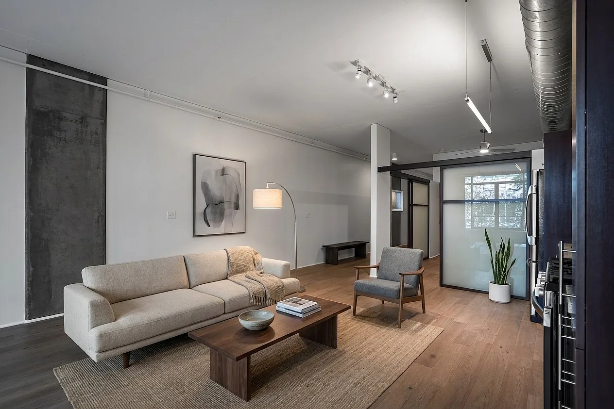 1 bed, 1100 sqft, $2,750 — Photo 2
