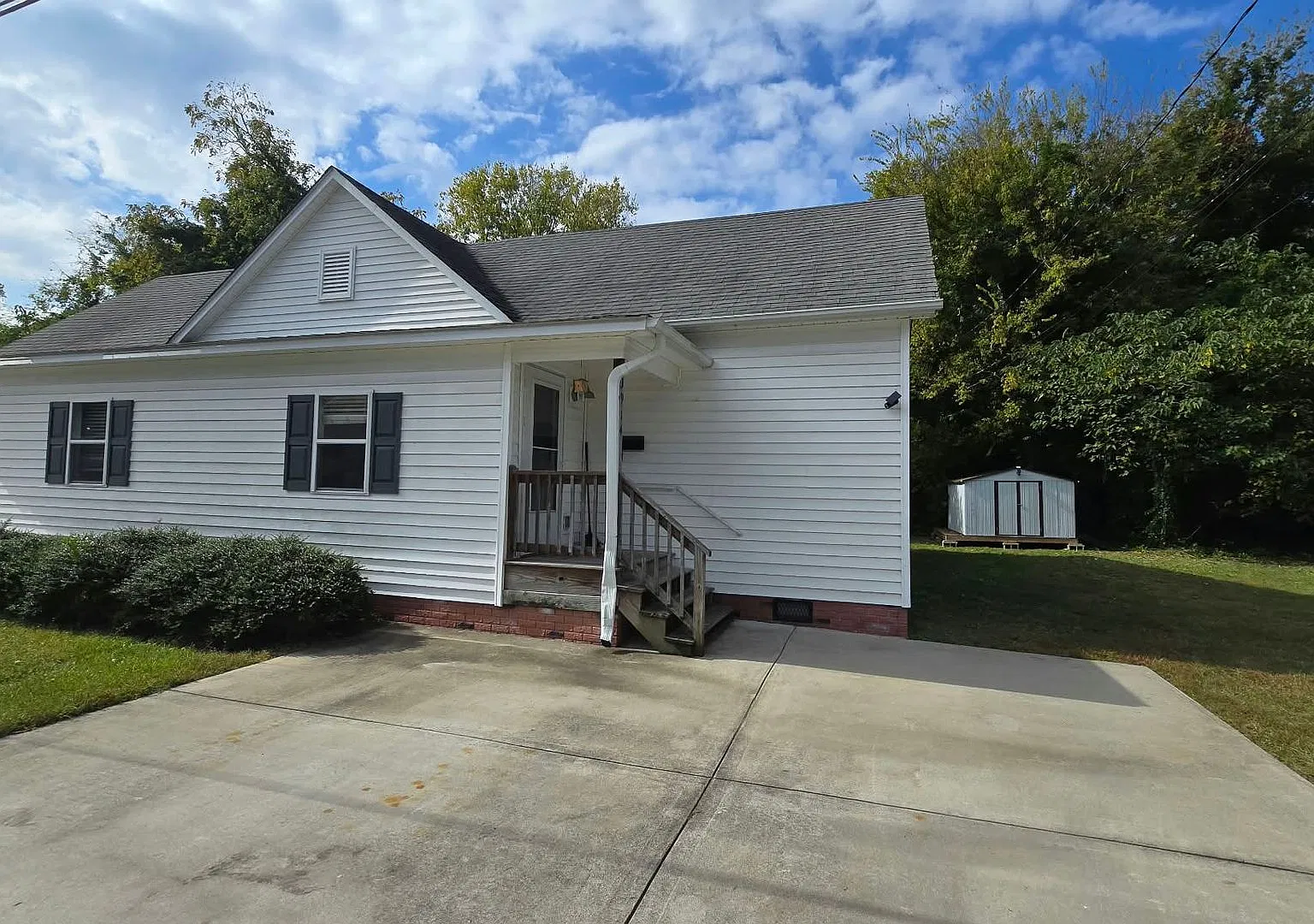 250 OFF First Month's RENT** In the Heart of Hope Mills! — Photo 1