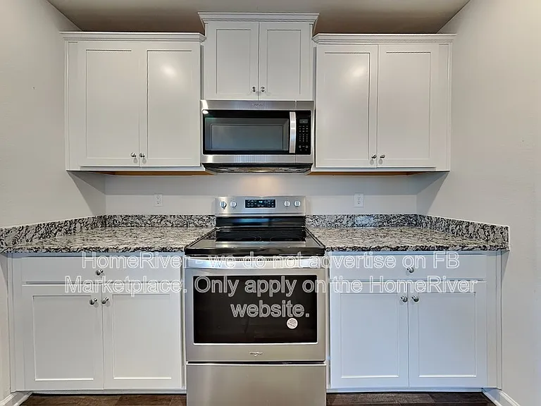 3999 Meredith Woods Ln — Photo 7