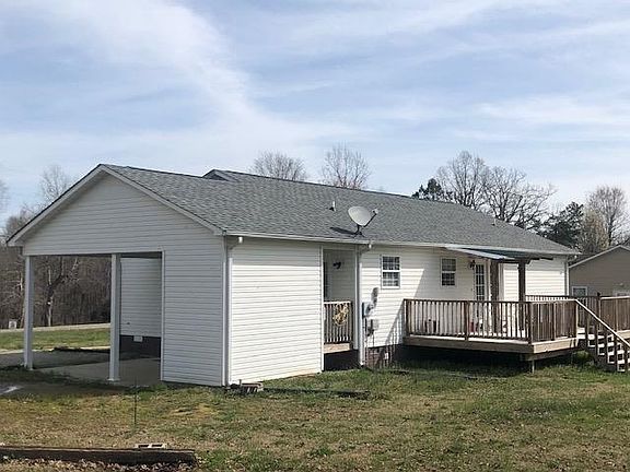 3rd image of 270 Marshall Town St