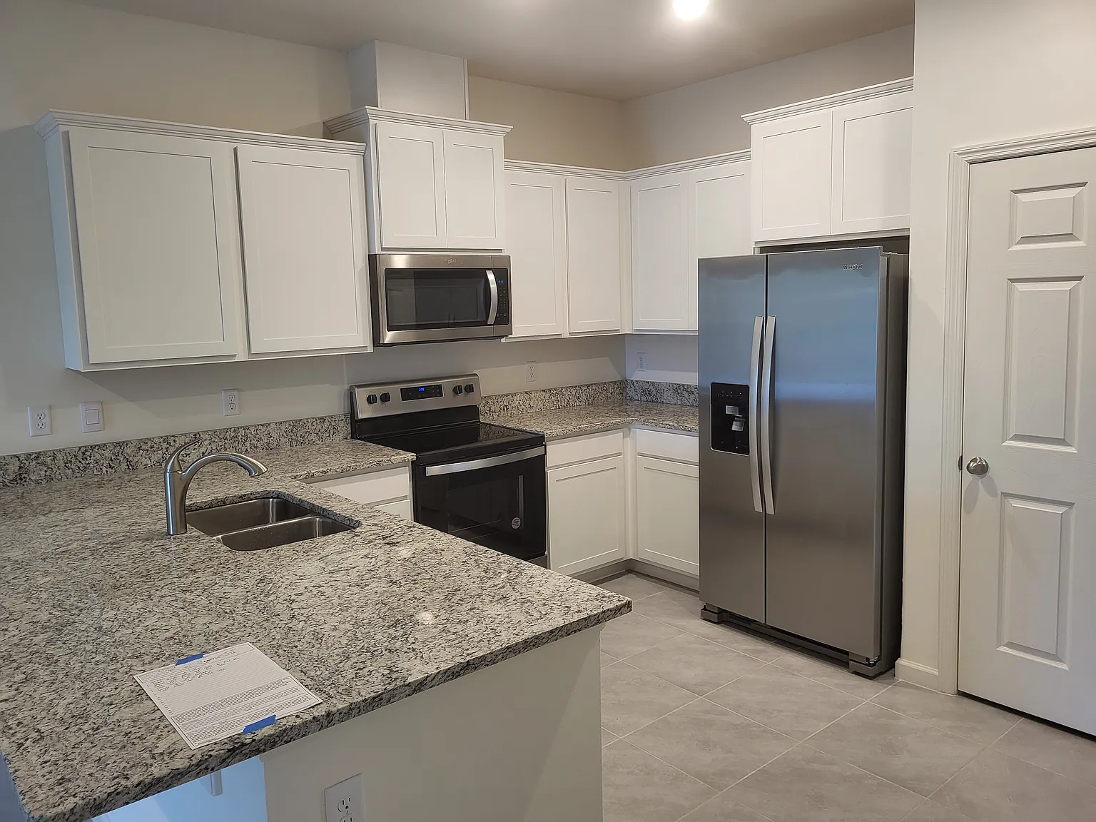 3 bed, 1551 sqft, $2,000 — Photo 2