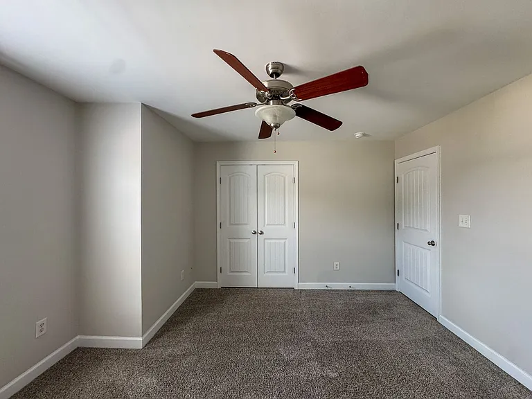 5905 Gentleman Dr — Photo 19